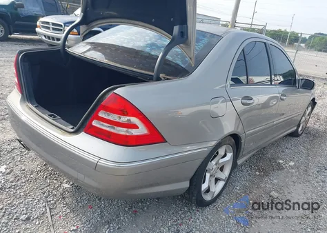 2007 Mercedes-Benz C 230 Sport from USA, damaged, VIN WDBRF52H47F934920